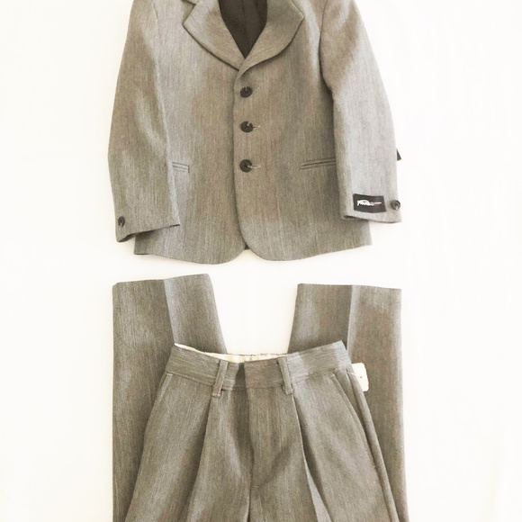 FUBU Other - Suit boys new size 6 grey FUBU
